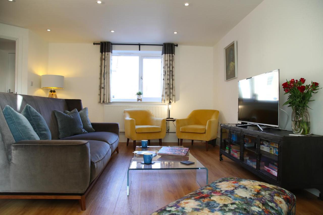 Burgess Yard 2-Bedroom Cottage, Bath Exteriör bild