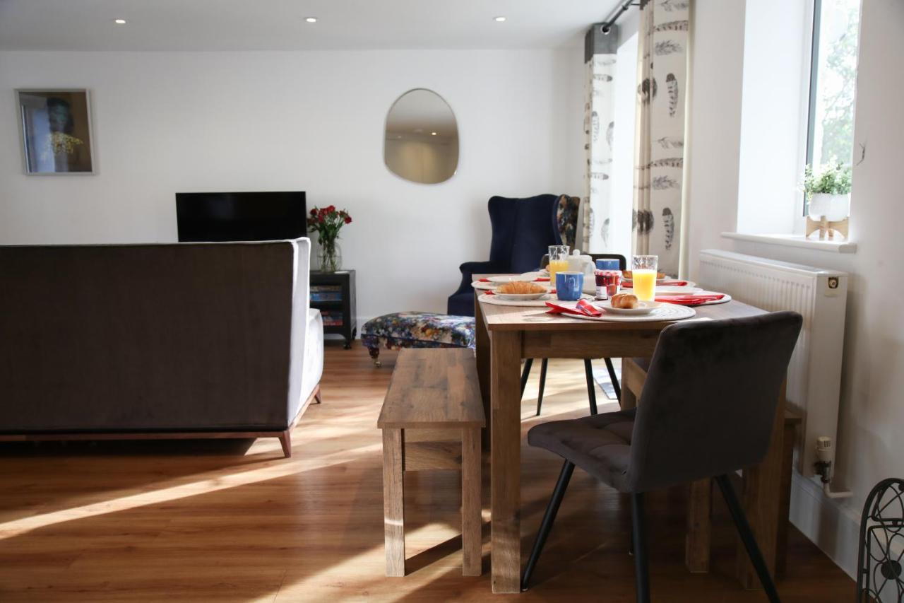Burgess Yard 2-Bedroom Cottage, Bath Exteriör bild